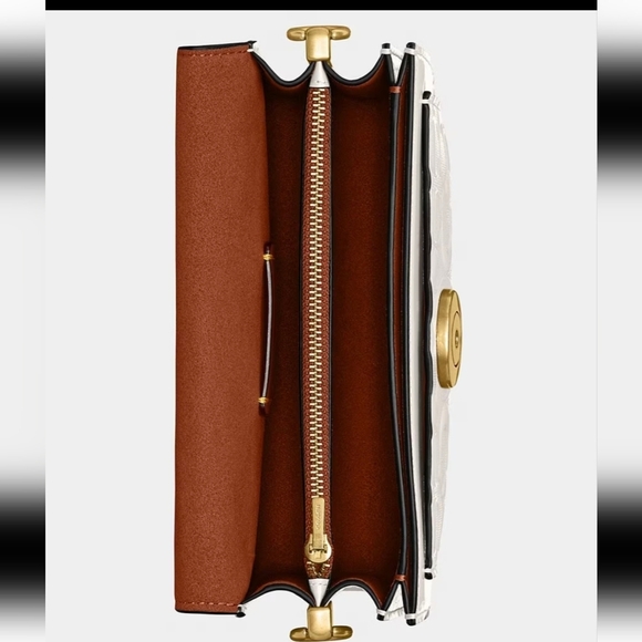 Tabby Signature Embossed Logo Patent Leather Shoulder Bag 20 - Picture 4 of 5